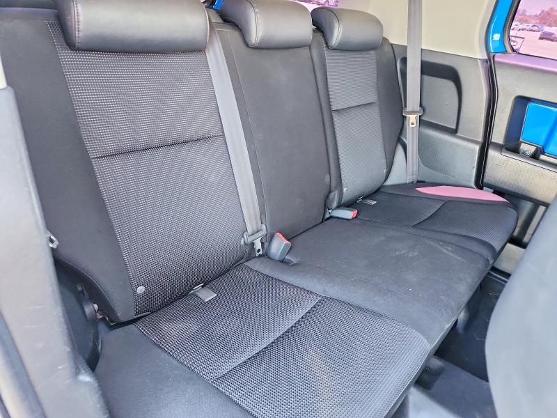 63679286 :رقم المزاد ، JTEZU11F470015420 vin ، 2007 Toyota Fj Cruiser مزاد بيع