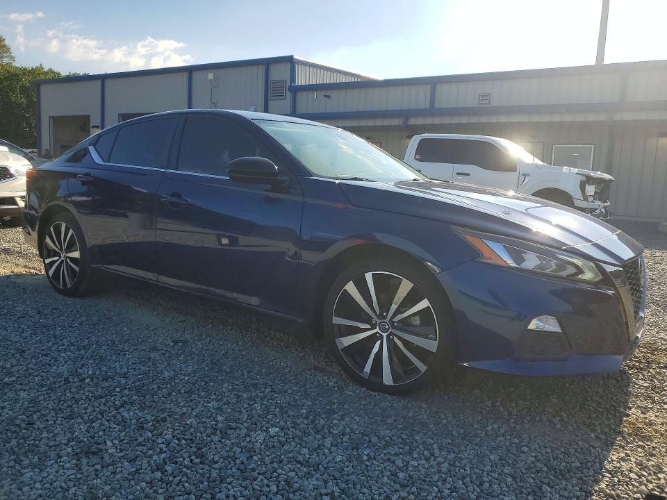 2022 Nissan Altima მანქანა იყიდება აუქციონზე, vin: 1N4BL4CW3NN392818, აუქციონის ნომერი: 65945216