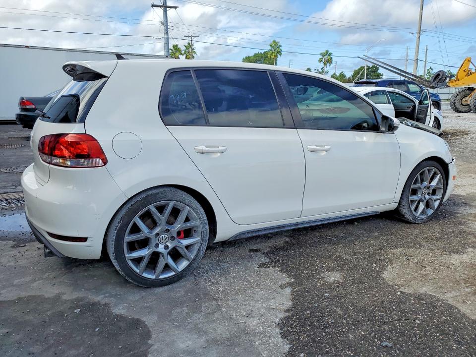 2013 Volkswagen Gti მანქანა იყიდება აუქციონზე, vin: WVWHV7AJ8DW127943, აუქციონის ნომერი: 62084336