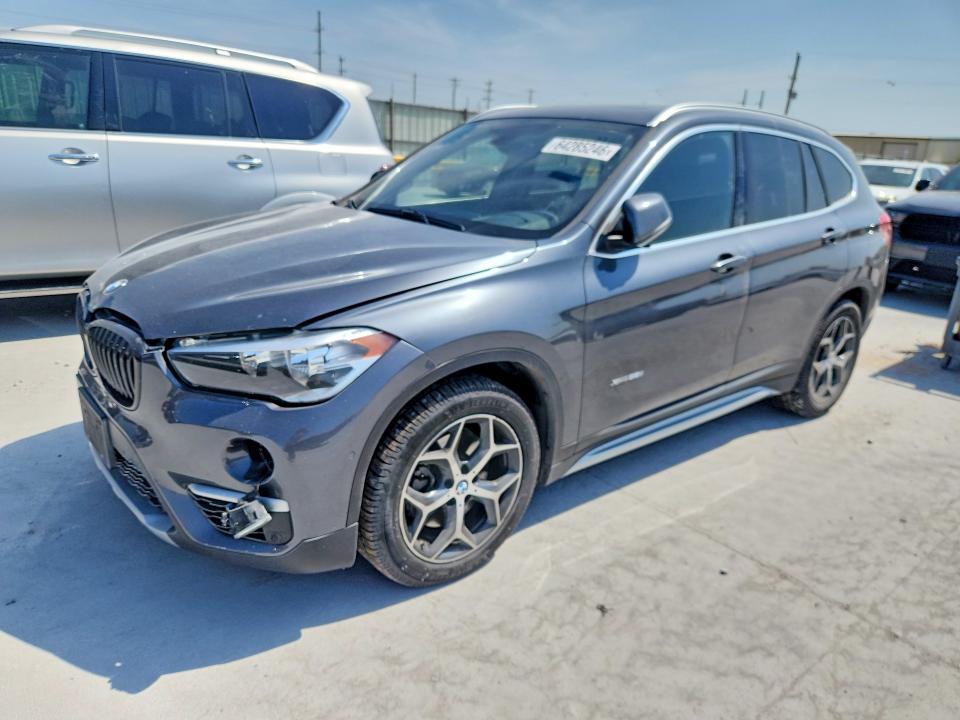 2017 Bmw X1 მანქანა იყიდება აუქციონზე, vin: WBXHT3C38H5F72102, აუქციონის ნომერი: 64285246