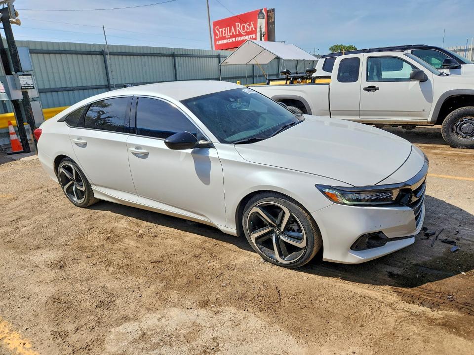 65343886 :رقم المزاد ، 1HGCV1F33NA084792 vin ، 2022 Honda Accord مزاد بيع