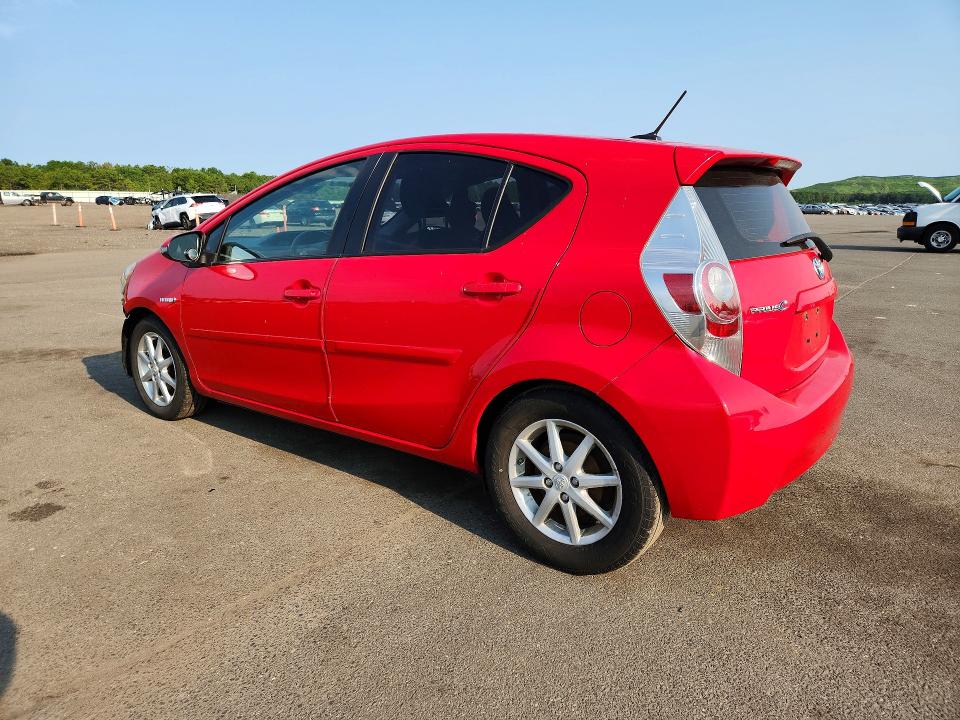 Продажа на аукционе авто 2013 Toyota Prius C, vin: JTDKDTB37D1032238, номер лота: 64835266