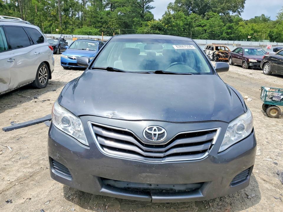 63667556 :رقم المزاد ، 4T1BF3EKXAU567132 vin ، 2010 Toyota Camry مزاد بيع