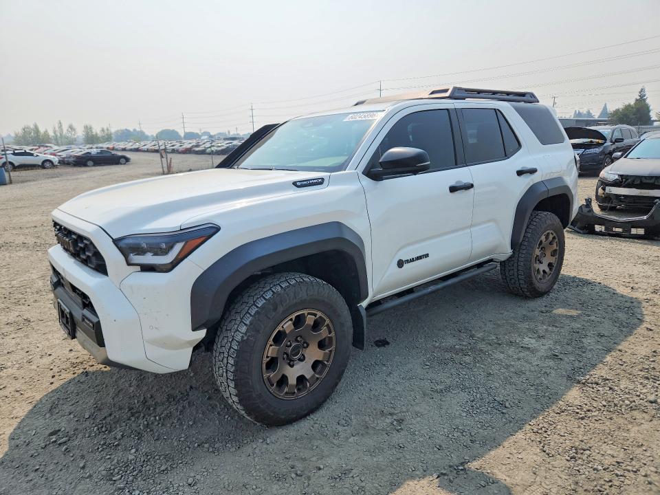 Продажа на аукционе авто 2025 Toyota 4runner, vin: JTEVB5BR8S5006560, номер лота: 60245896