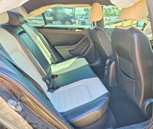 2015 Volkswagen Jetta მანქანა იყიდება აუქციონზე, vin: 3VWD17AJ7FM203372, აუქციონის ნომერი: 65291256