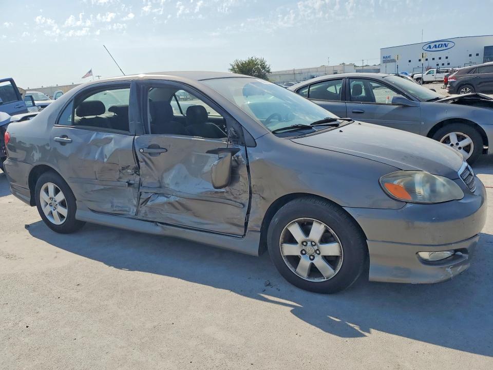 64390726 :رقم المزاد ، 1NXBR32E98Z016593 vin ، 2008 Toyota Corolla مزاد بيع