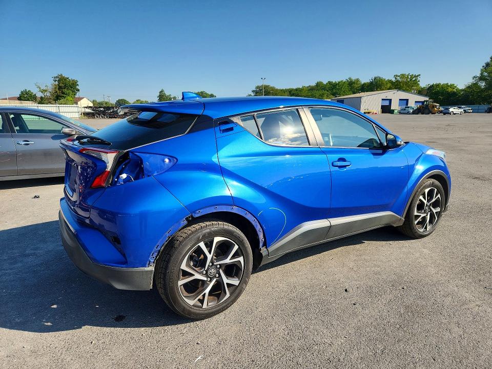 65660216 :رقم المزاد ، NMTKHMBX7KR078261 vin ، 2019 Toyota C-hr مزاد بيع