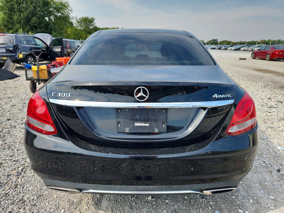 2015 Mercedes-benz C მანქანა იყიდება აუქციონზე, vin: 55SWF4KB5FU092522, აუქციონის ნომერი: 65347916