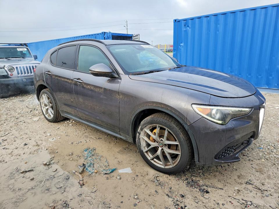 Aukcja sprzedaży 2018 Alfa Romeo Stelvio, vin: ZASFAKNN3J7B91646, numer aukcji: 63175596