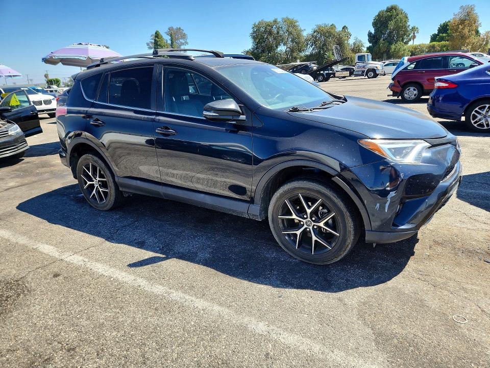 Продажа на аукционе авто 2017 Toyota Rav4, vin: 2T3NFREVXHW390383, номер лота: 67302146
