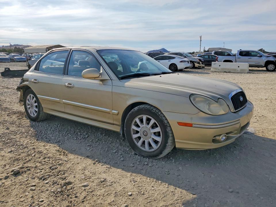 66505856 :رقم المزاد ، KMHWF35H62A702132 vin ، 2002 Hyundai Sonata مزاد بيع