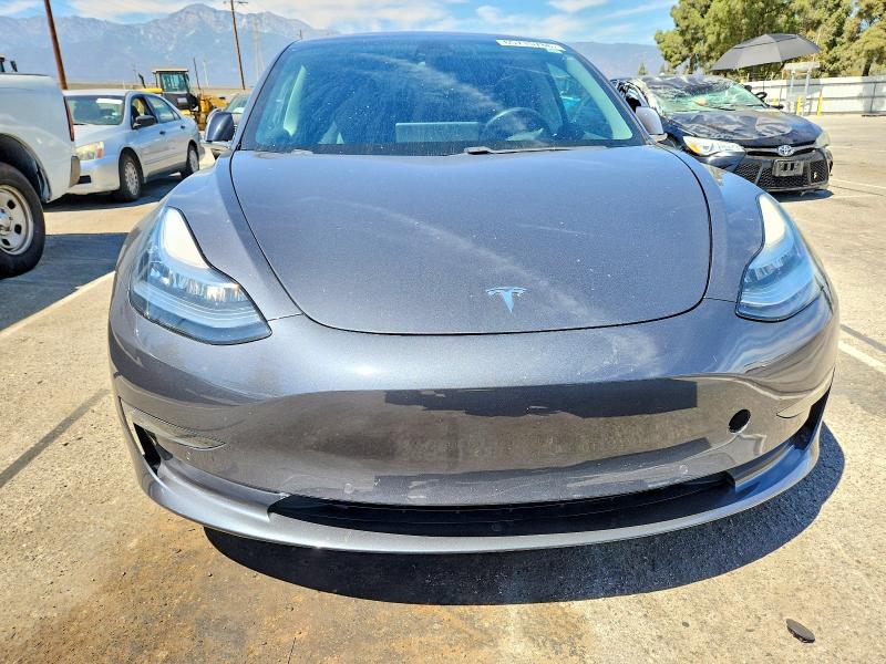 2018 Tesla Model 3 მანქანა იყიდება აუქციონზე, vin: 5YJ3E1EA0JF016398, აუქციონის ნომერი: 65715786