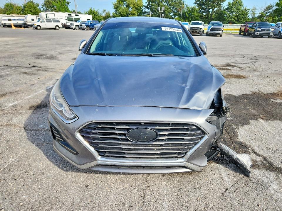 2018 Hyundai Sonata მანქანა იყიდება აუქციონზე, vin: 5NPE34AF2JH630856, აუქციონის ნომერი: 66191436