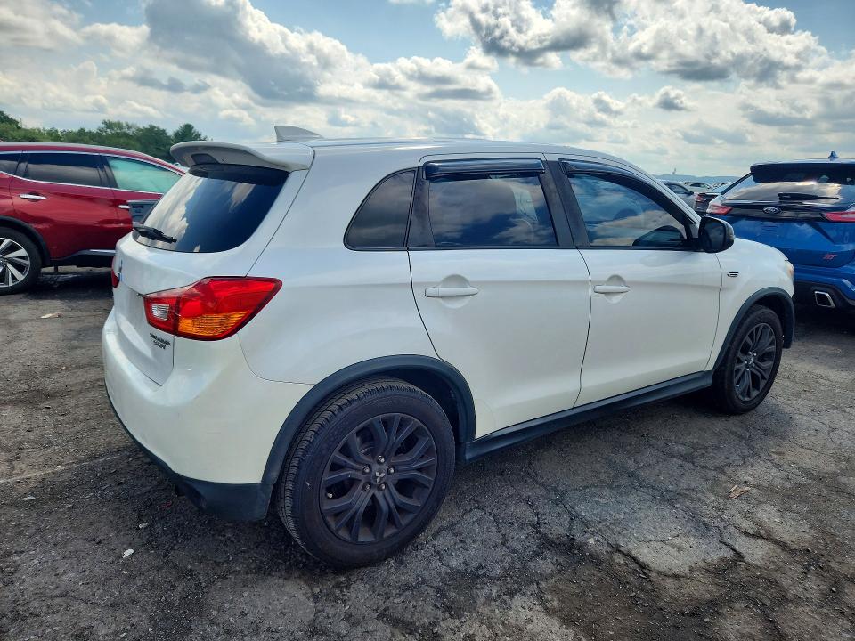 67068666 :رقم المزاد ، JA4AP3AU6HZ052608 vin ، 2017 Mitsubishi Outlander Sport مزاد بيع