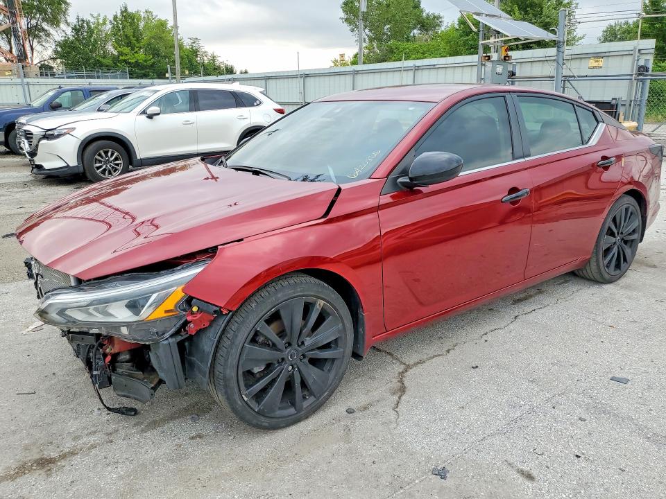 64208616 :رقم المزاد ، 1N4BL4CV7NN363345 vin ، 2022 Nissan Altima مزاد بيع