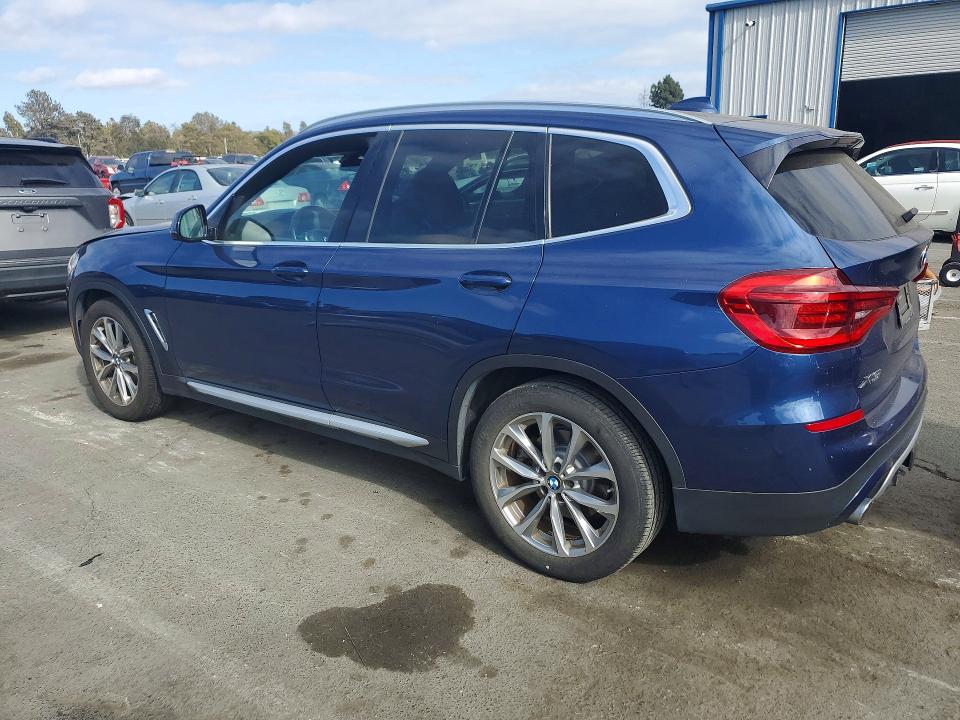 67376366 :رقم المزاد ، 5UXTR9C51JLD72091 vin ، 2018 Bmw X3 مزاد بيع