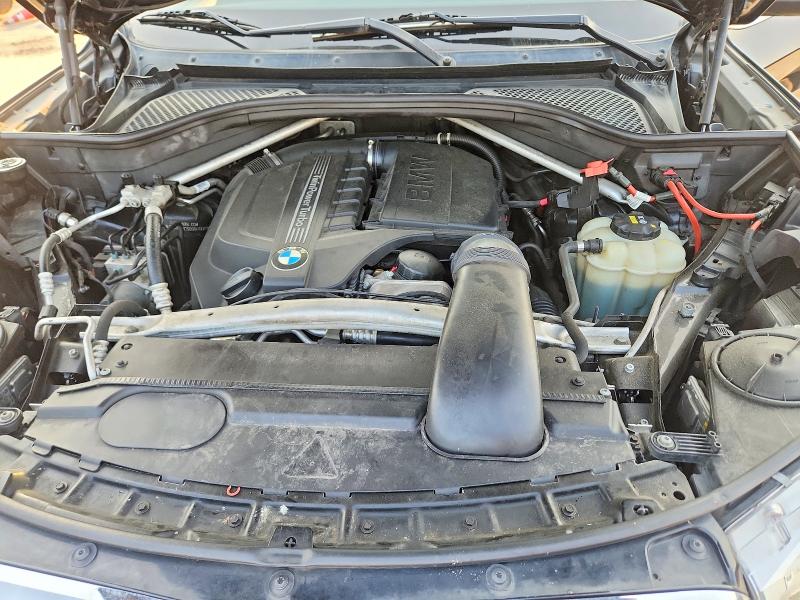 64643816 :رقم المزاد ، 5UXKR2C58G0U17201 vin ، 2016 Bmw X5 مزاد بيع