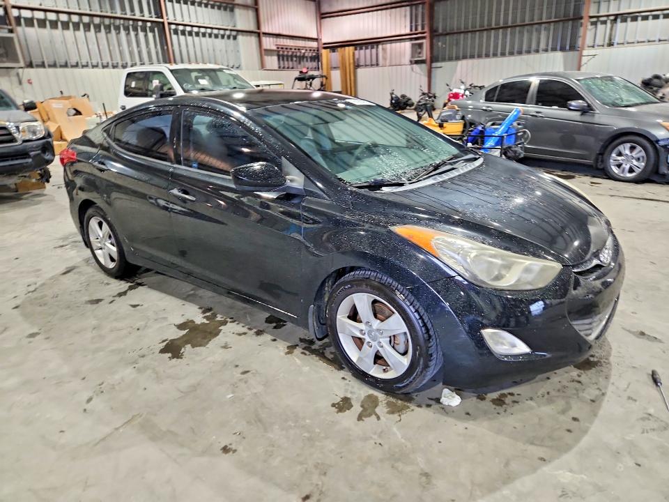 64294656 :رقم المزاد ، 5NPDH4AE6DH427882 vin ، 2013 Hyundai Elantra مزاد بيع
