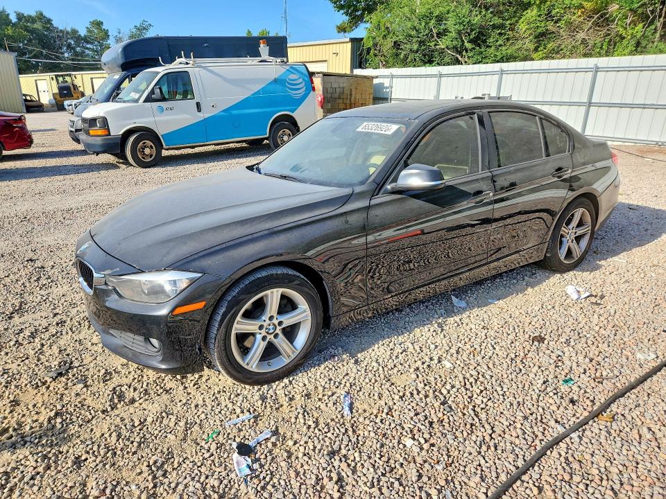 65326926 :رقم المزاد ، WBA3B1C51EP679292 vin ، 2014 Bmw 320 مزاد بيع
