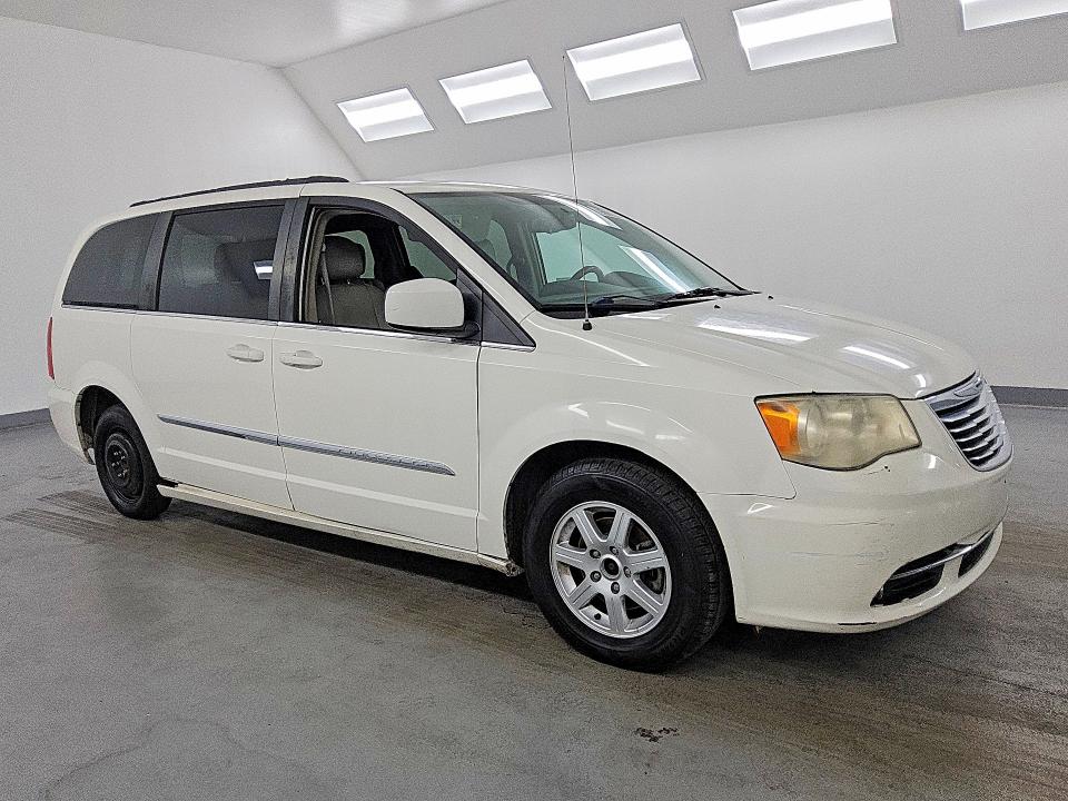 Продажа на аукционе авто 2013 Chrysler Town & Country, vin: 2C4RC1BG4DR528960, номер лота: 65180646