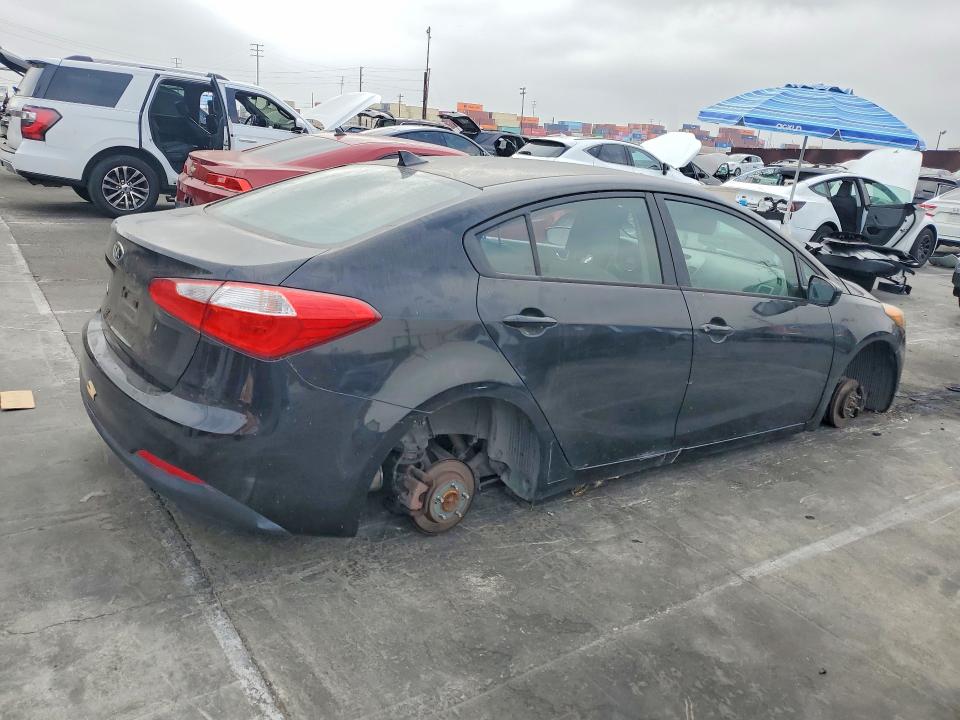 Продажа на аукционе авто 2015 Kia Forte, vin: KNAFK4A6XF5347472, номер лота: 63671866