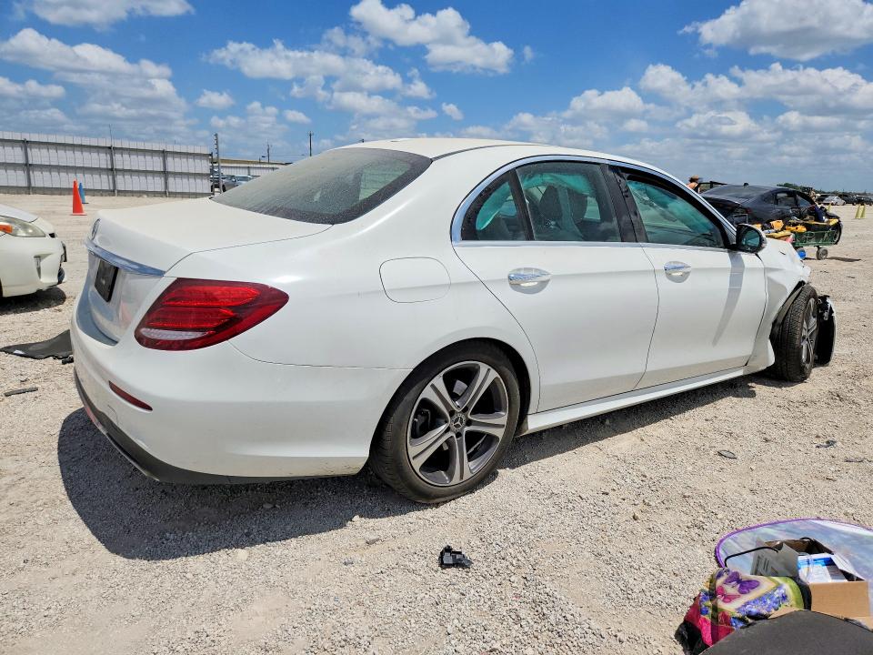 Aukcja sprzedaży 2020 Mercedes-benz E, vin: W1KZF8DB5LA759635, numer aukcji: 64745896