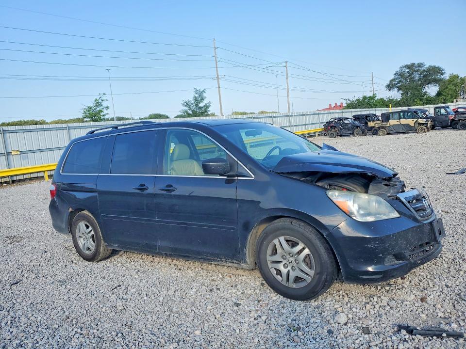 66001886 :رقم المزاد ، 5FNRL38737B130450 vin ، 2007 Honda Odyssey مزاد بيع