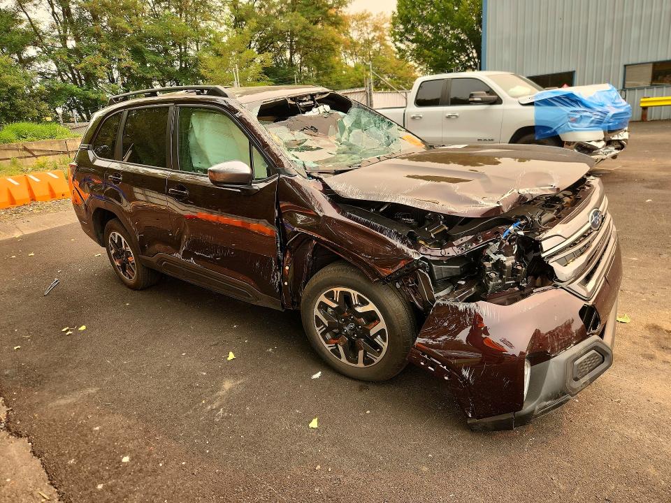 Продаж на аукціоні авто 2026 Subaru Forester, vin: 4S4SLDD61T3068408, номер лоту: 63875616