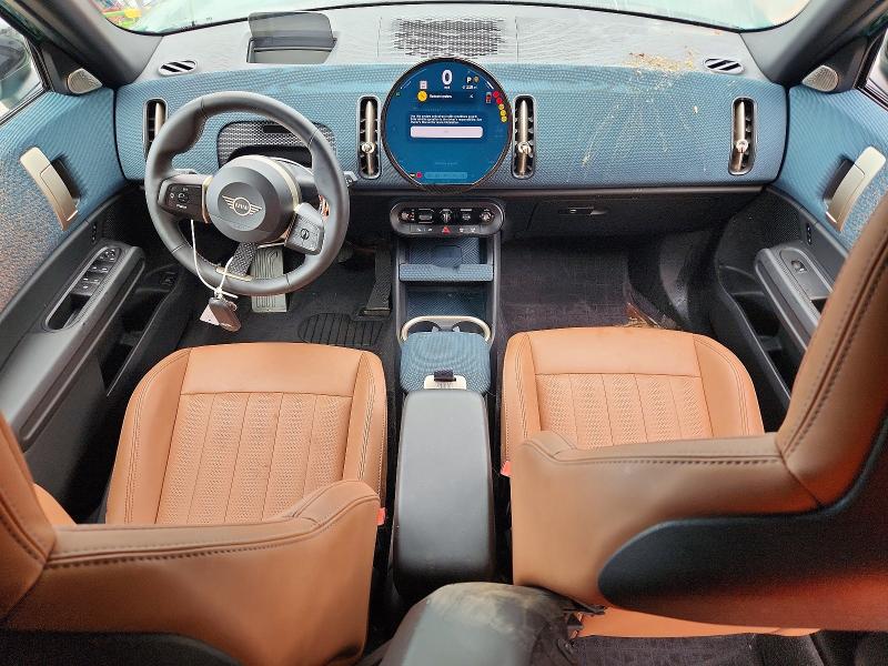 64249596 :رقم المزاد ، WMZ23GA04S7P66377 vin ، 2025 Mini Countryman مزاد بيع