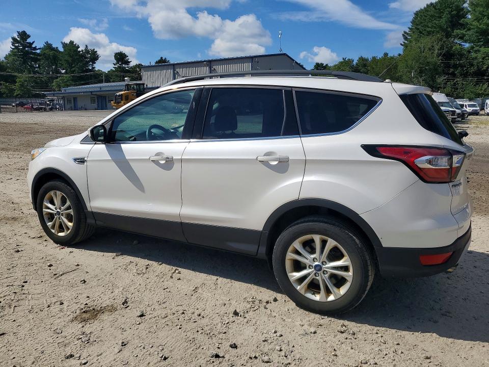 67158596 :رقم المزاد ، 1FMCU9GD5HUD98675 vin ، 2017 Ford Escape مزاد بيع