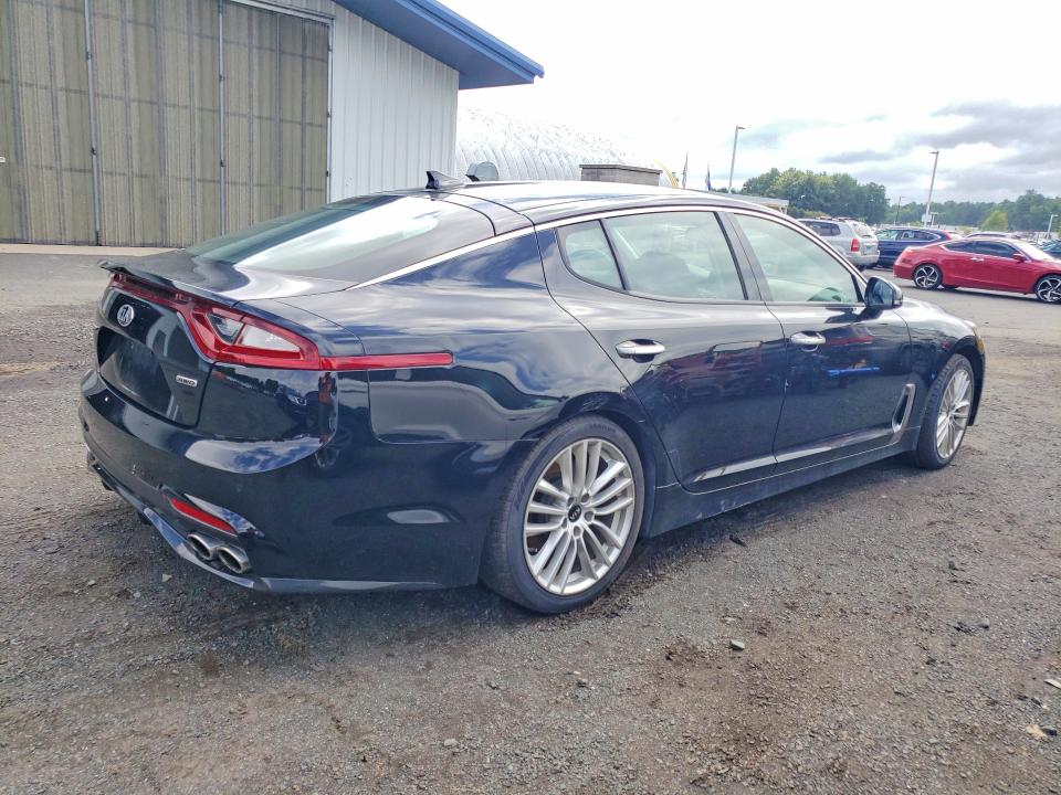 Продаж на аукціоні авто 2018 Kia Stinger, vin: KNAE15LA1J6013114, номер лоту: 66060156