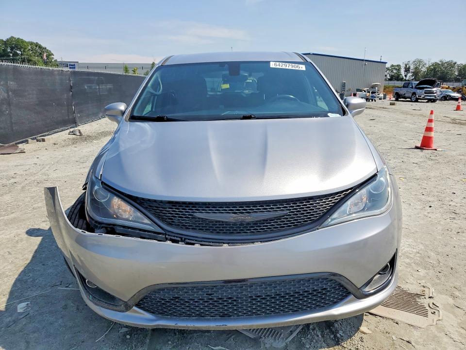 Продаж на аукціоні авто 2019 Chrysler Pacifica, vin: 2C4RC1FGXKR593805, номер лоту: 64297906