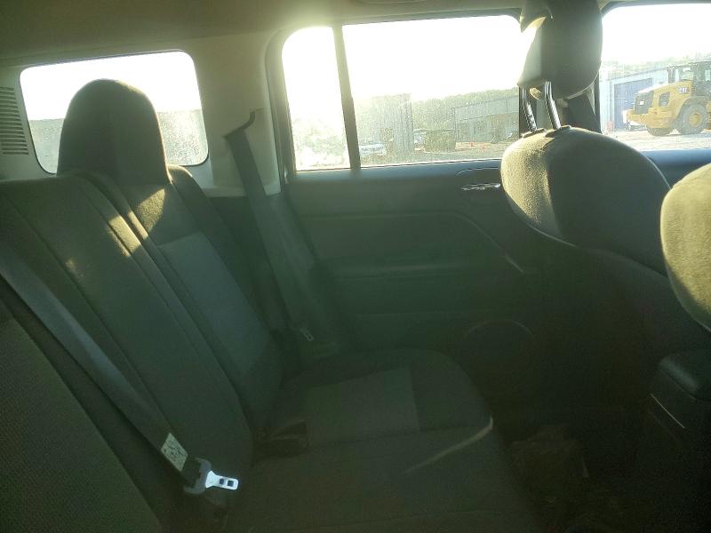 63164006 :رقم المزاد ، 1J4NF1GB6BD152680 vin ، 2011 Jeep Patriot مزاد بيع
