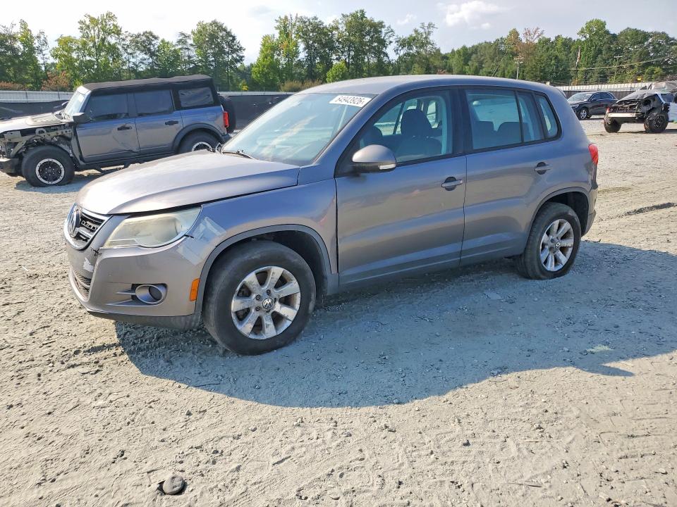 Продажа на аукционе авто 2010 Volkswagen Tiguan, vin: WVGAV7AXXAW511610, номер лота: 64943926