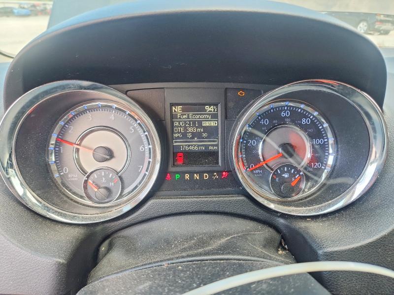 63639866 :رقم المزاد ، 2C4RC1BG2ER398811 vin ، 2014 Chrysler Town & Country مزاد بيع