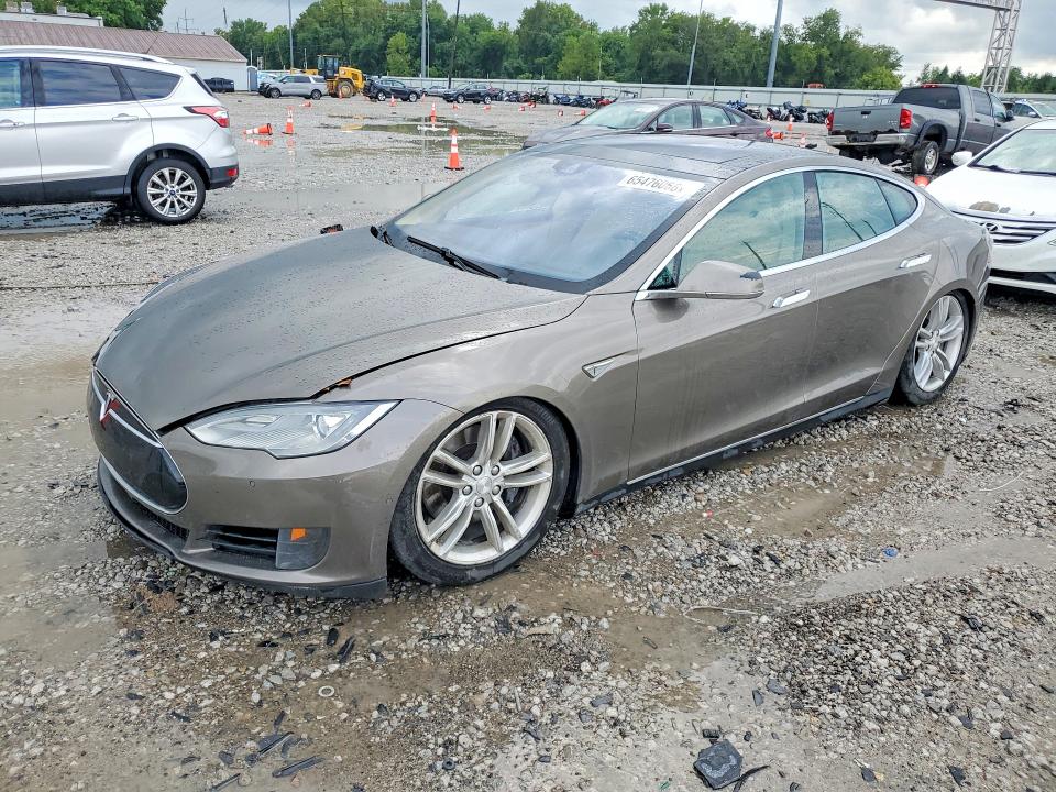 Auction sale of the 2015 Tesla Model S, vin: 5YJSA1E23FF103073, lot number: 65476066