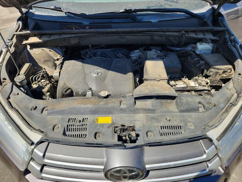Продажа на аукционе авто 2019 Toyota Highlander, vin: 5TDKZRFH8KS315323, номер лота: 63935156