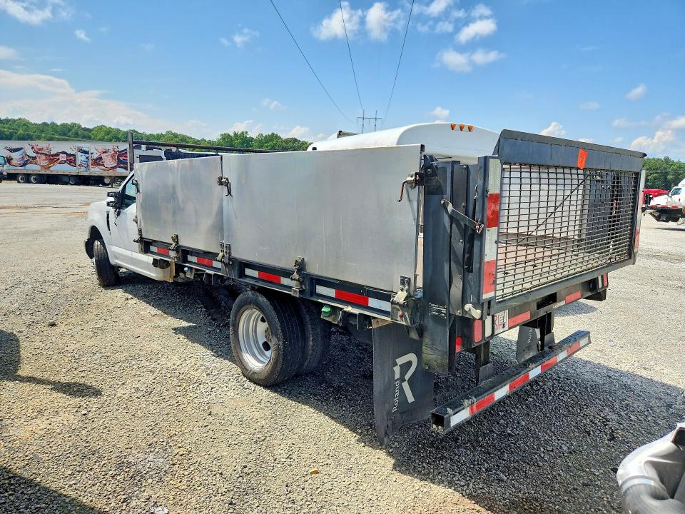 62752436 :رقم المزاد ، 1FDRF3GTXKEC25955 vin ، 2019 Ford F350 مزاد بيع