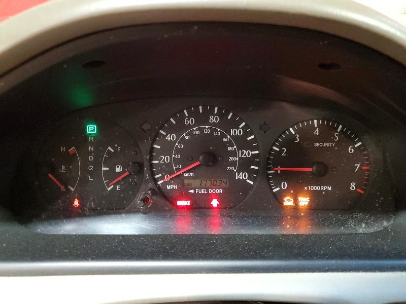 2002 Toyota Camry Solara მანქანა იყიდება აუქციონზე, vin: 2T1CF28P42C590267, აუქციონის ნომერი: 64811006