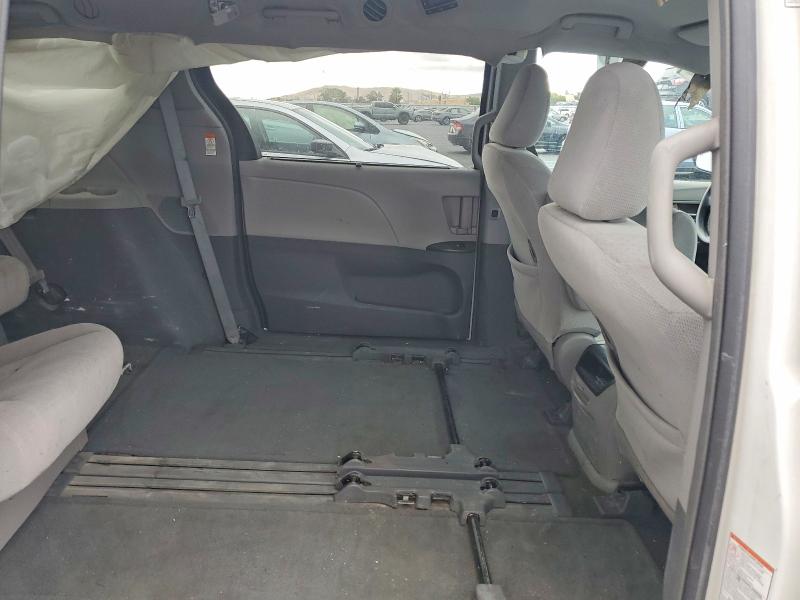 Aukcja sprzedaży 2015 Toyota Sienna, vin: 5TDKK3DCXFS677393, numer aukcji: 64946576
