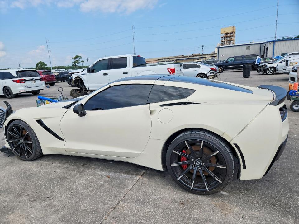 2015 Chevrolet Corvette მანქანა იყიდება აუქციონზე, vin: 1G1YD2D78F5106419, აუქციონის ნომერი: 63912736