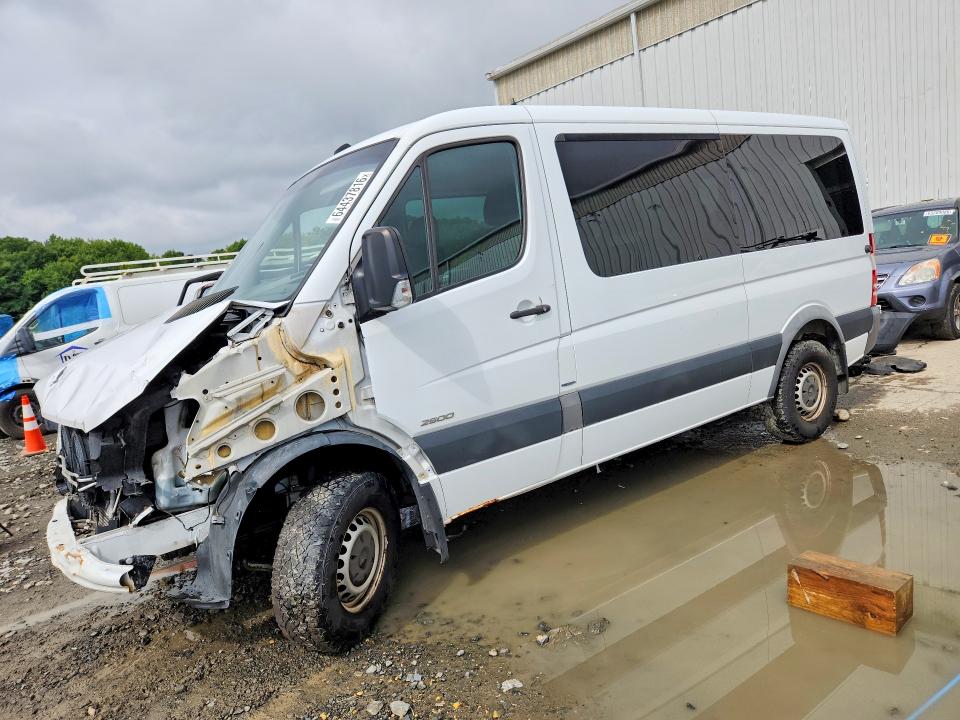 64437816 :رقم المزاد ، 8BRPE7DD8GE123238 vin ، 2016 Mercedes-benz Sprinter مزاد بيع