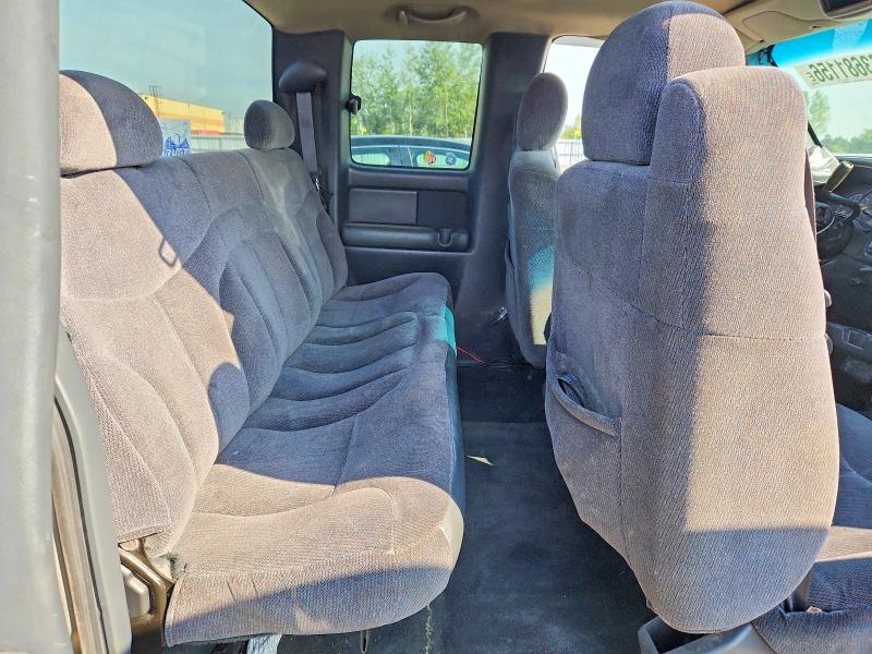 Продажа на аукционе авто 2000 Gmc New Sierra, vin: 2GTEC19V9Y1130599, номер лота: 63681156