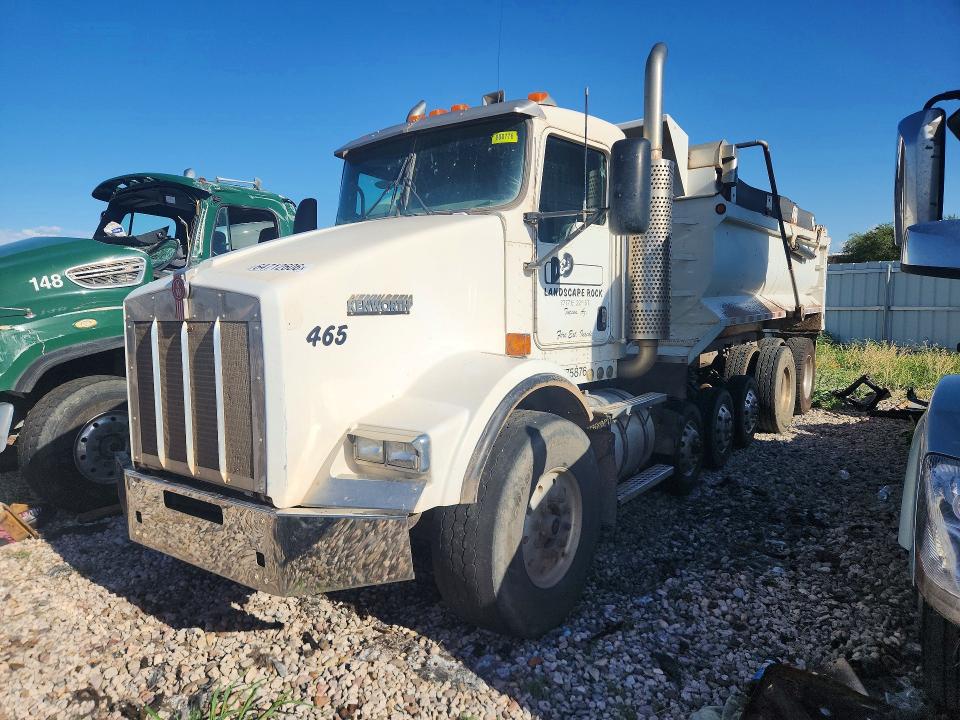 Продажа на аукционе авто 2006 Kenworth T800, vin: 1NKDXUTX56R118464, номер лота: 64712606