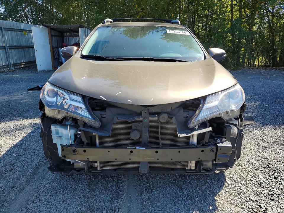 63908746 :رقم المزاد ، JTMRFREV9FD170244 vin ، 2015 Toyota Rav4 مزاد بيع