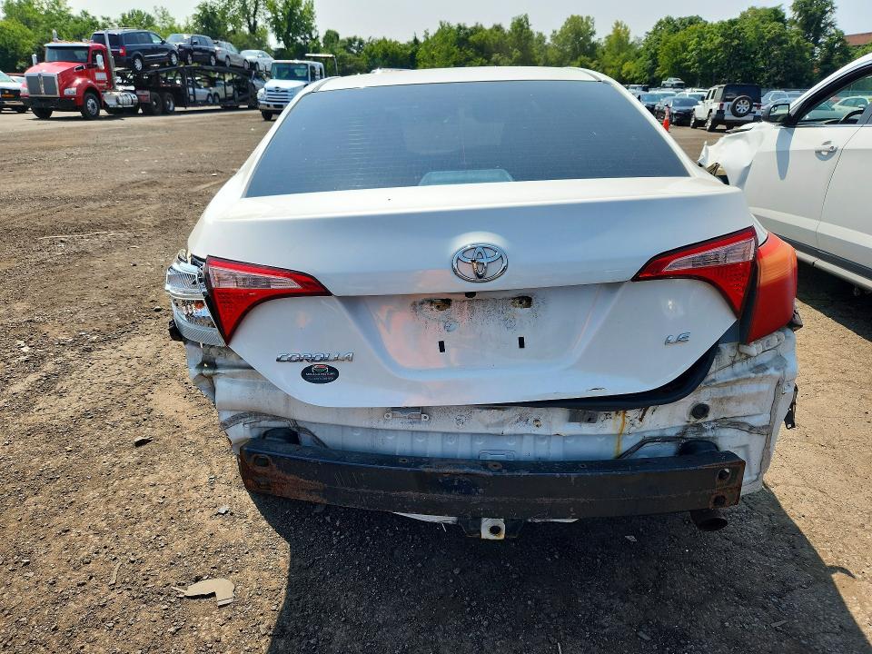Продаж на аукціоні авто 2018 Toyota Corolla, vin: 5YFBURHE1JP781846, номер лоту: 64388726