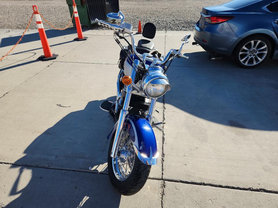 66988986 :رقم المزاد ، 5VPCD16D333002315 vin ، 2003 Victory Motorcycles Kingpin مزاد بيع
