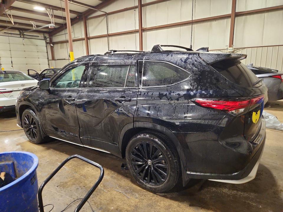 Продажа на аукционе авто 2023 Toyota Highlander, vin: 5TDKDRBH9PS512612, номер лота: 63728206
