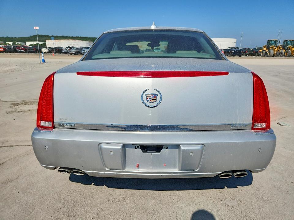 2009 Cadillac Dts მანქანა იყიდება აუქციონზე, vin: 1G6KD57YX9U105501, აუქციონის ნომერი: 63186286