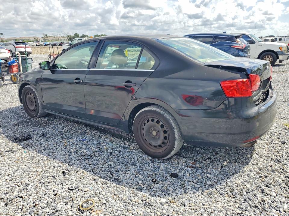 63856526 :رقم المزاد ، 3VWDX7AJ0DM297915 vin ، 2013 Volkswagen Jetta مزاد بيع